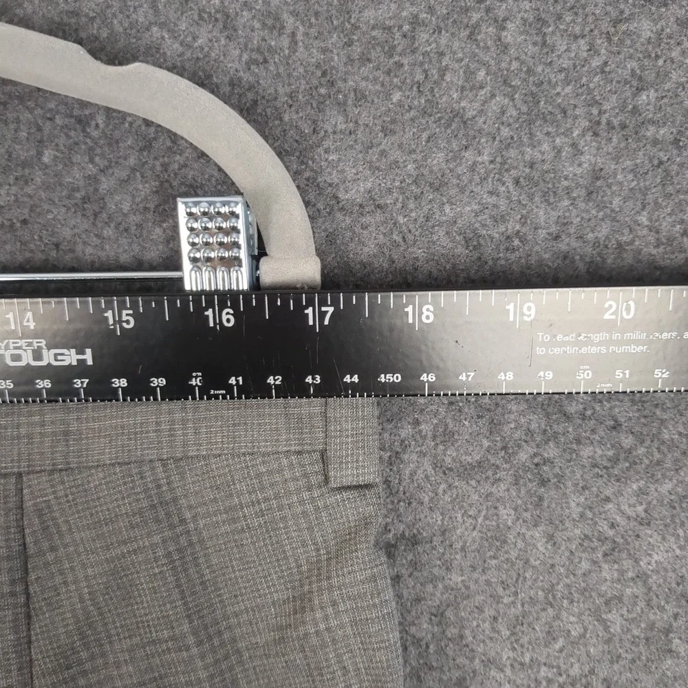 Kenneth Cole Reaction Mens Gray Plaid Dress Pants 34x29 Business Casual Trousers